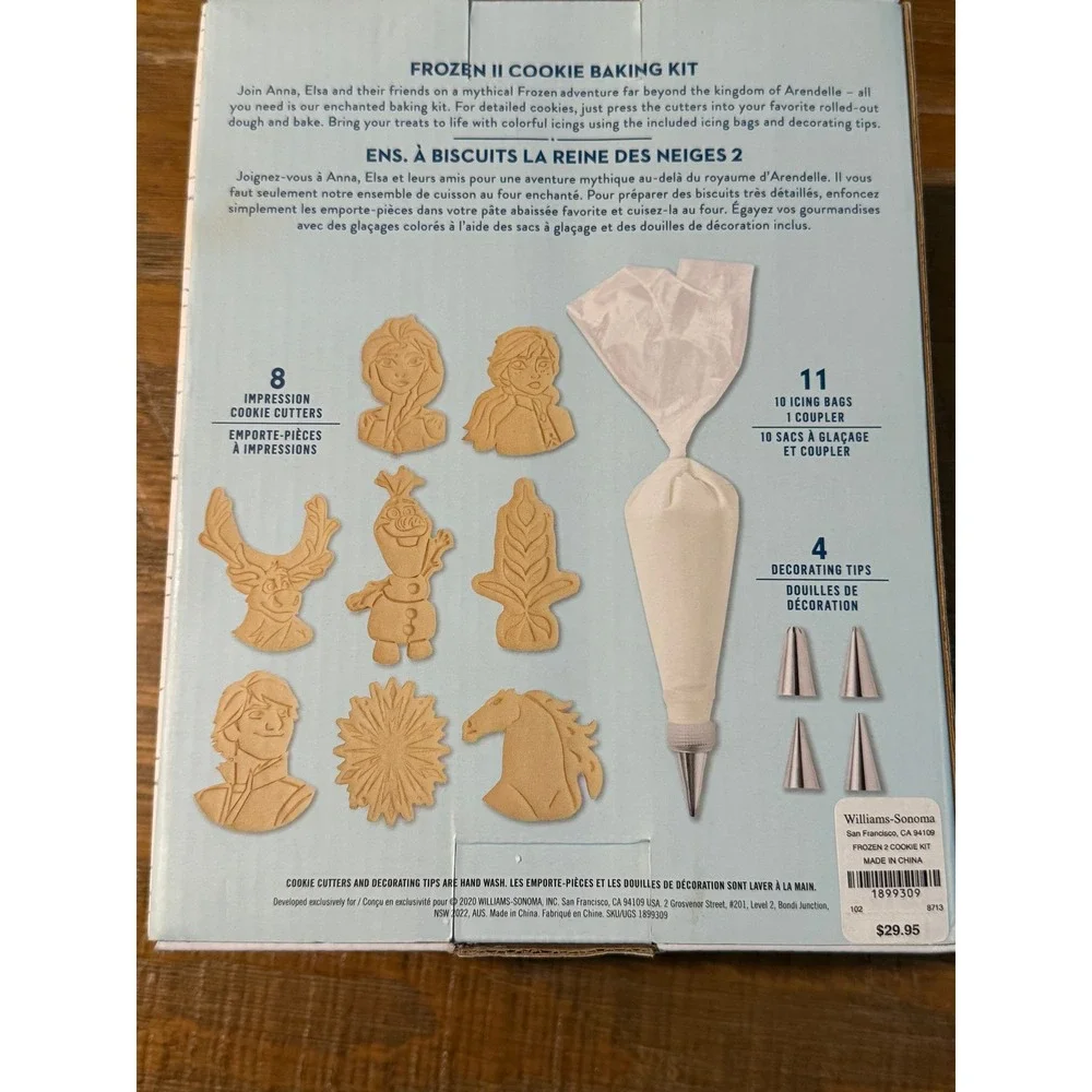 Williams Sonoma Disney Frozen II Cookie Baking Kit 23pc Impression Cutters‎ Tips